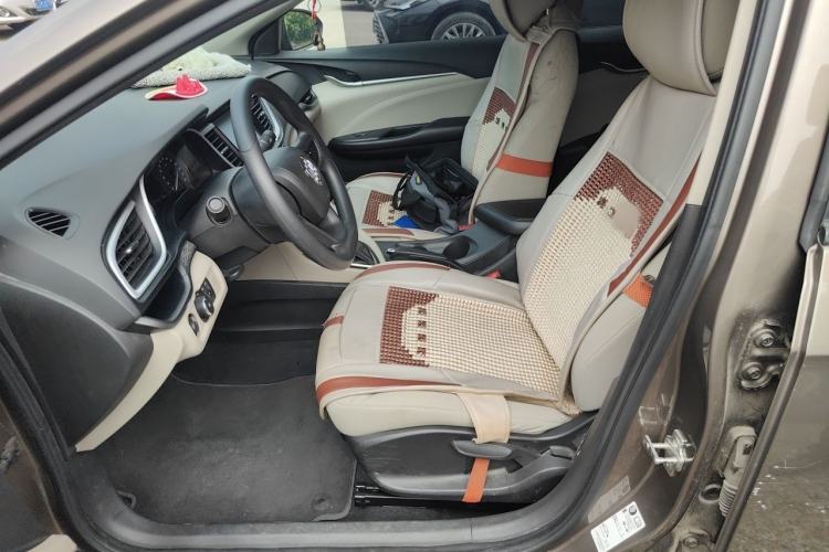 Used Buick GT 2015 15N Automatic Elite Version Left Front Seat