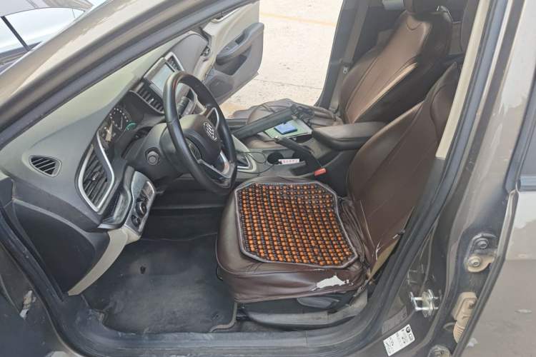 Used Buick GT 2015 15N Automatic Elite Version Left Front Seat