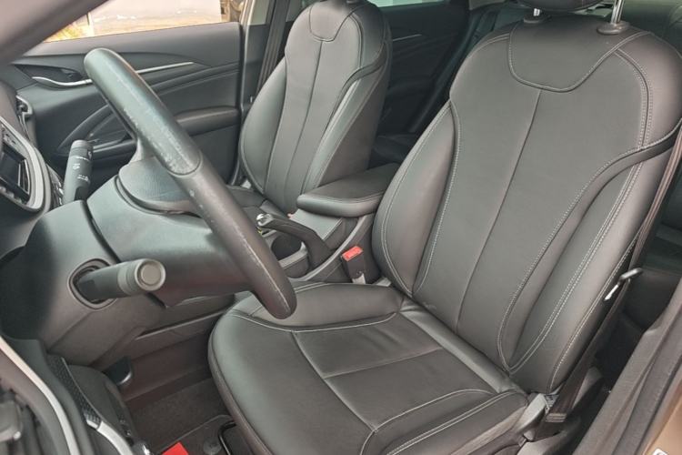 Used Buick GT 2015 15N Automatic Deluxe Edition Left Front Seat
