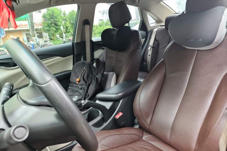 Used Buick GT 2015 15N Automatic Elite Version Left Front Seat