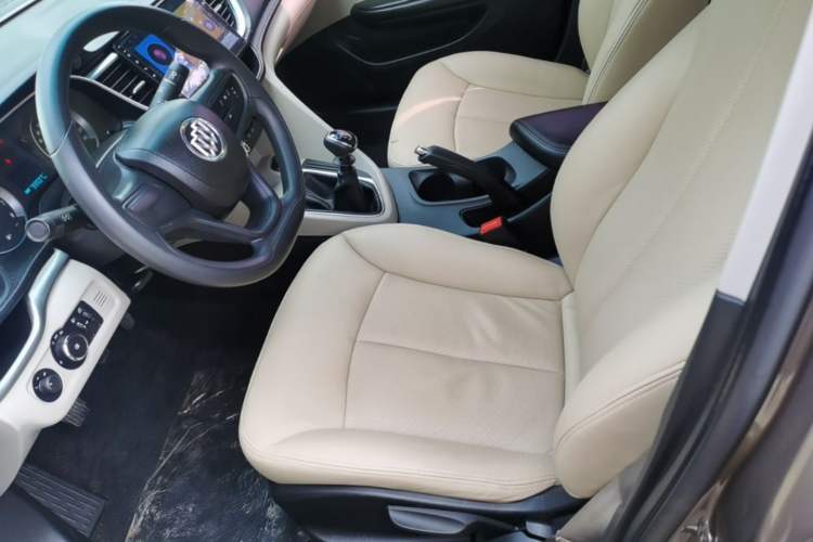 Used Buick GT 2015 15N Manual Entry-Level Trim Left Front Seat