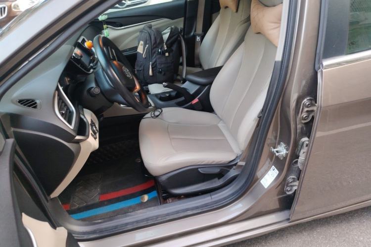 Used Buick GT 2015 15N Automatic Elite Version Left Front Seat