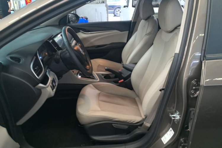 Used Buick GT 2015 15N Automatic Elite Version Left Front Seat