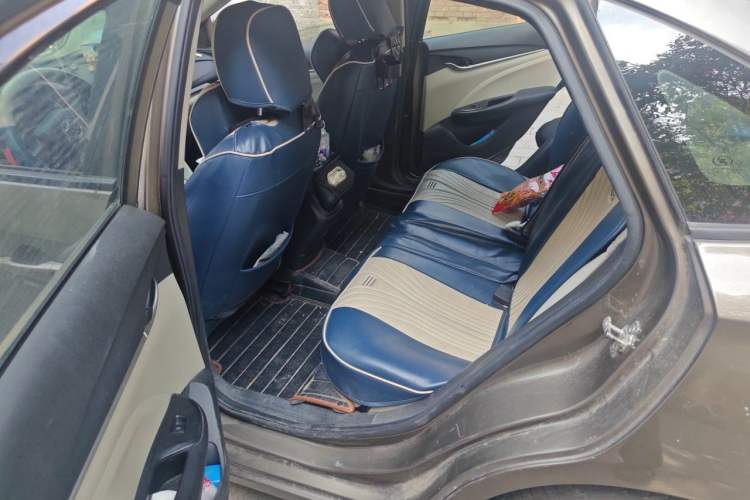 Used Buick GT 2015 18T Dual-Clutch Elite Model Left Rear Seat