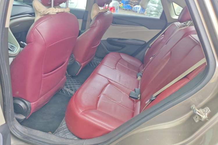 Used Buick GT 2015 15N Automatic Elite Version Left Rear Seat