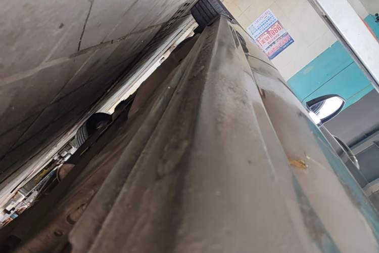 Used Buick GT 2015 15N Automatic Deluxe Edition Left Side Sill
