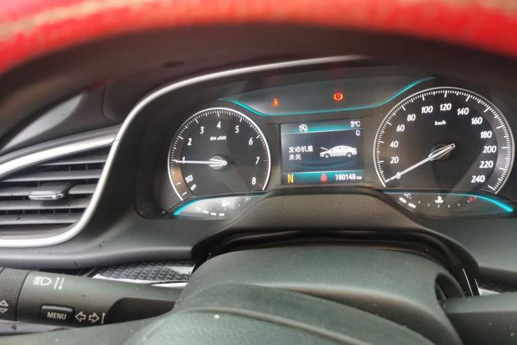 Used Buick GT 2015 18T Dual-Clutch Luxury Model Odometer Close Up