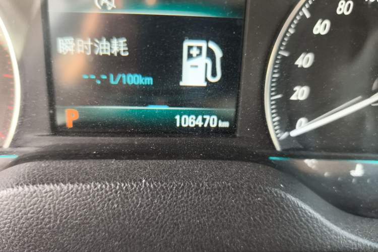 Used Buick GT 2015 15N Automatic Elite Version Odometer Close Up