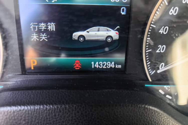 Used Buick GT 2015 15N Automatic Deluxe Edition Odometer Close Up