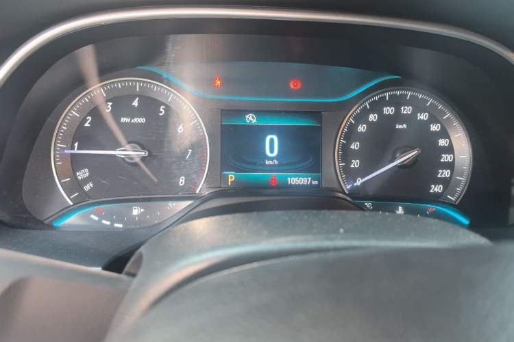 Used Buick GT 2015 15N Automatic Elite Version Odometer Close Up