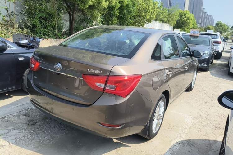 Used Buick GT 2015 18T Dual-Clutch Luxury Model Rear Right 45 Deg