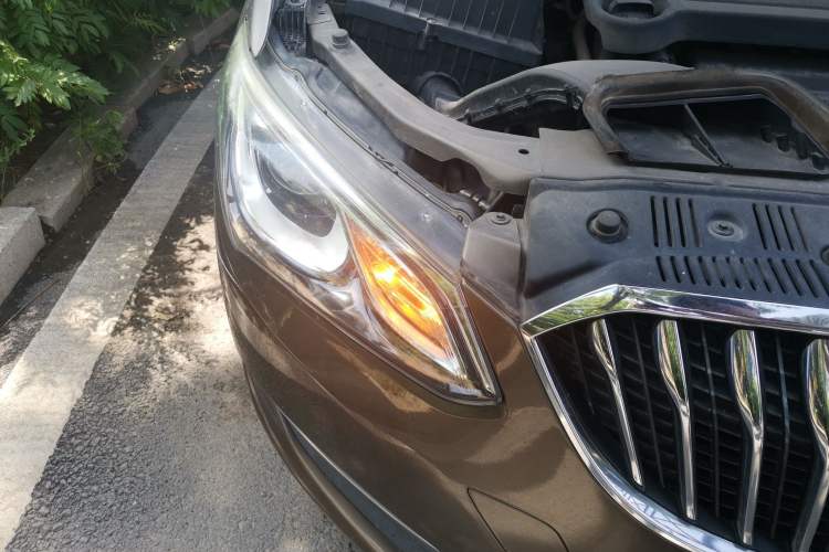 Used Buick GT 2015 15N Manual Entry-Level Trim Right Front Headlight