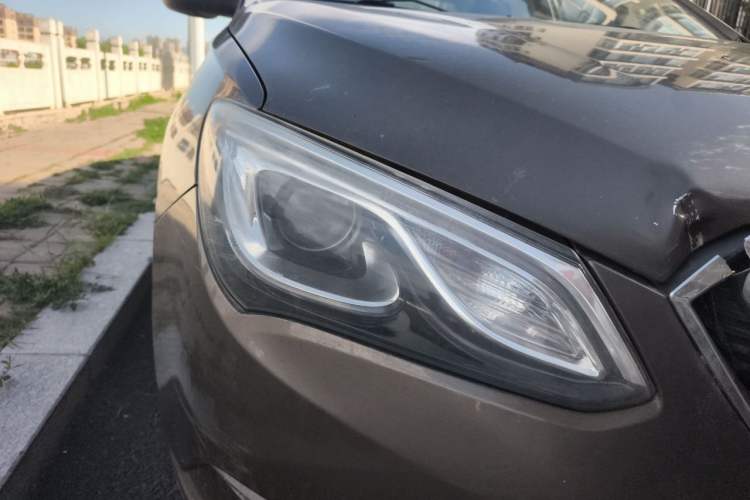 Used Buick GT 2015 15N Automatic Elite Version Right Front Headlight