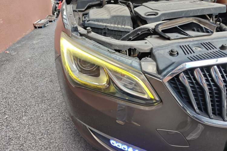 Used Buick GT 2015 15N Automatic Entry-Level Trim Right Front Headlight