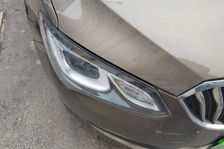 Used Buick GT 2015 15N Automatic Deluxe Edition Right Front Headlight
