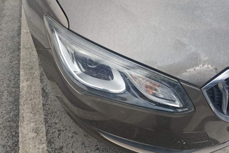 Used Buick GT 2015 15N Automatic Deluxe Edition Right Front Headlight