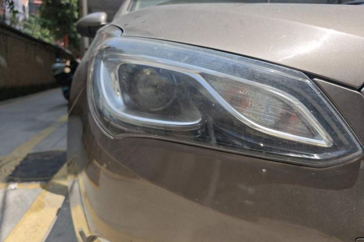 Used Buick GT 2015 15N Automatic Deluxe Edition Right Front Headlight