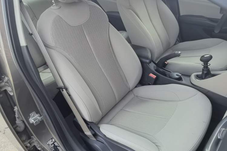 Used Buick GT 2015 15N Manual Elite Edition Right Front Seat