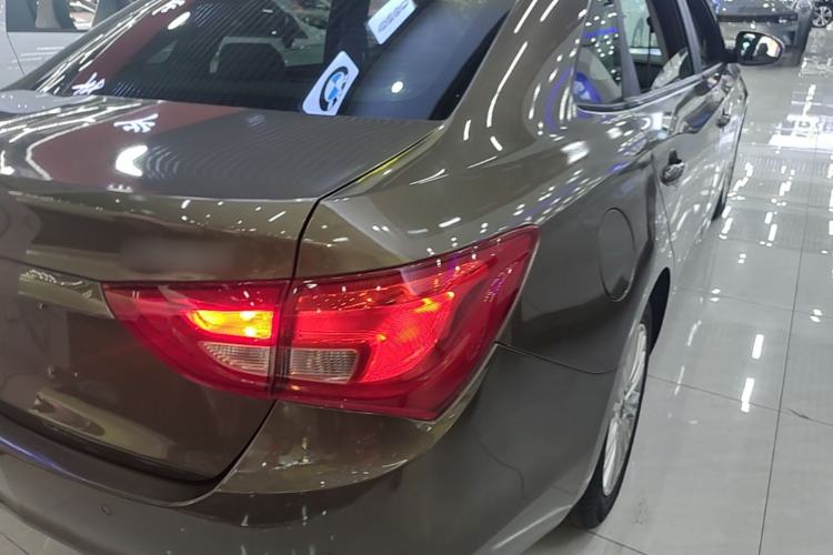 Used Buick GT 2015 15N Automatic Elite Version Right Rear Taillight