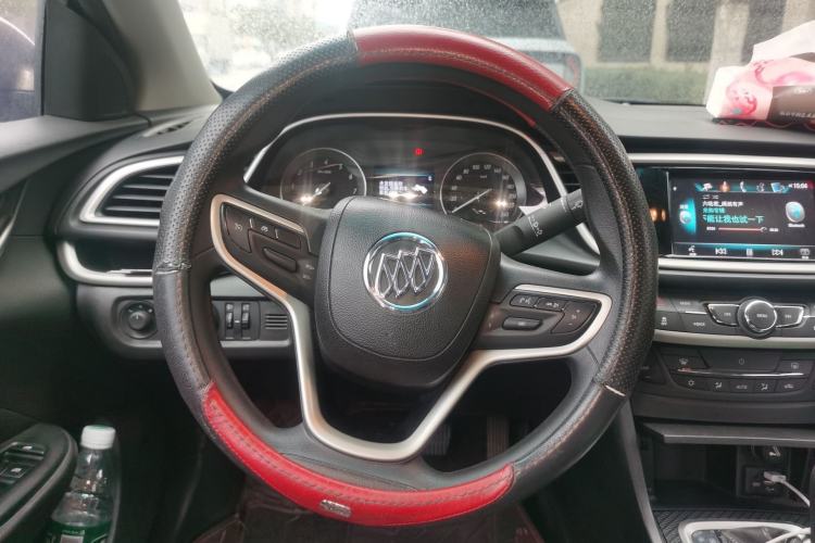 Used Buick GT 2015 18T Dual-Clutch Luxury Model Steering Wheel
