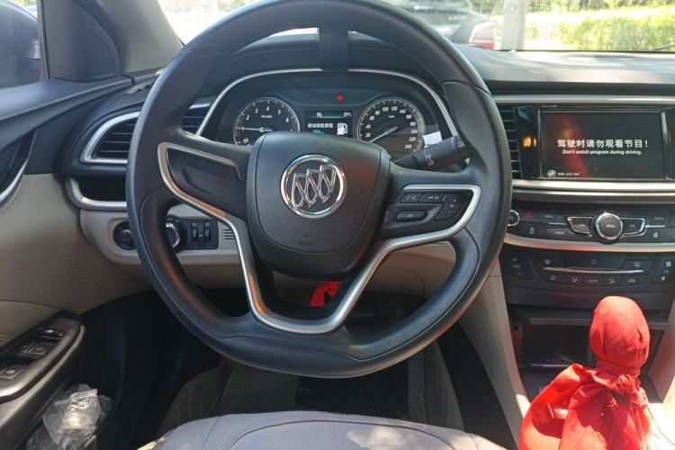 Used Buick GT 2015 15N Automatic Deluxe Edition Steering Wheel