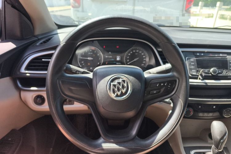 Used Buick GT 2015 15N Automatic Elite Version Steering Wheel