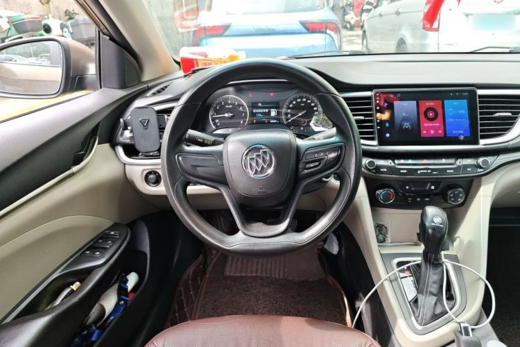 Used Buick GT 2015 15N Automatic Elite Version Steering Wheel