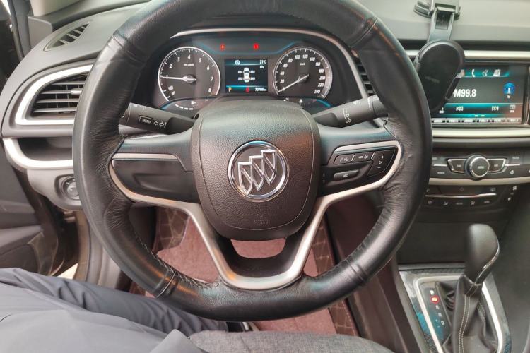 Used Buick GT 2015 15N Automatic Deluxe Edition Steering Wheel