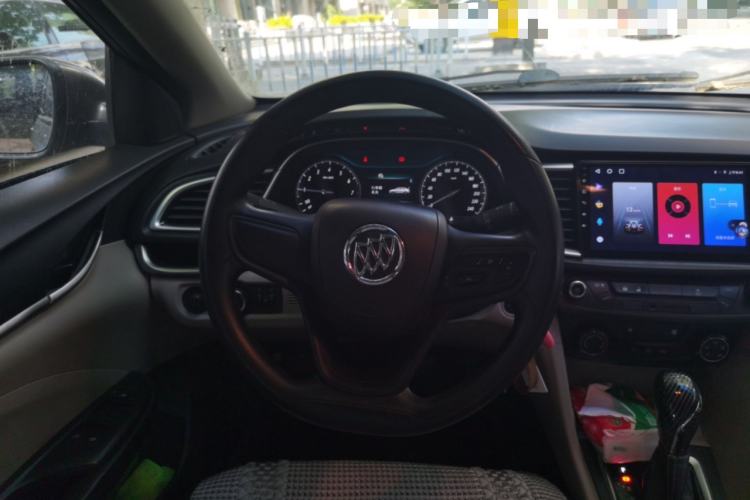 Used Buick GT 2015 15N Automatic Elite Version Steering Wheel