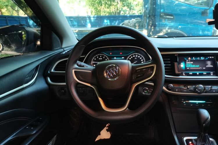 Used Buick GT 2015 15N Automatic Deluxe Edition Steering Wheel