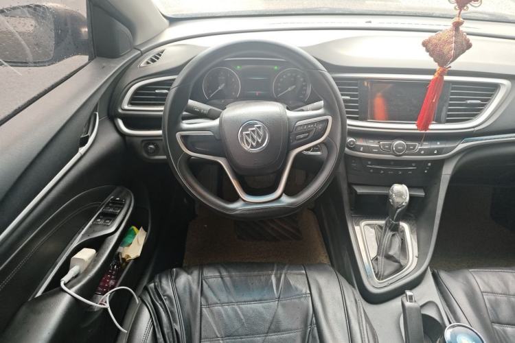 Used Buick GT 2015 15N Automatic Deluxe Edition Steering Wheel