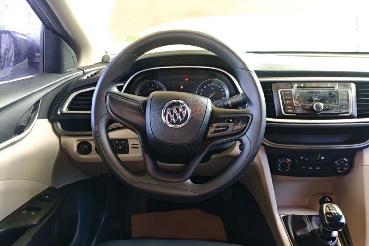 Used Buick GT 2015 15N Manual Entry-Level Trim Steering Wheel