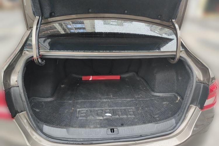 Used Buick GT 2015 15N Automatic Entry-Level Trim Trunk