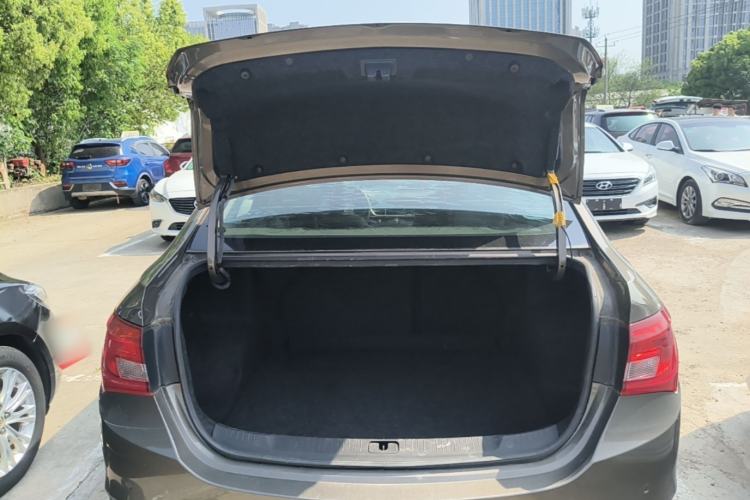 Used Buick GT 2015 18T Dual-Clutch Luxury Model Trunk