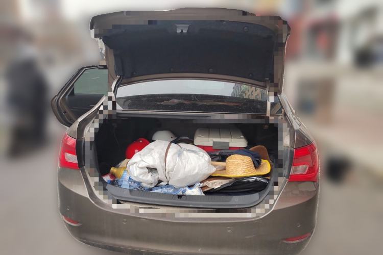 Used Buick GT 2015 15N Automatic Deluxe Edition Trunk