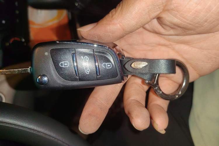 Used Buick GT 2015 15N Automatic Elite Version Vehicle Key