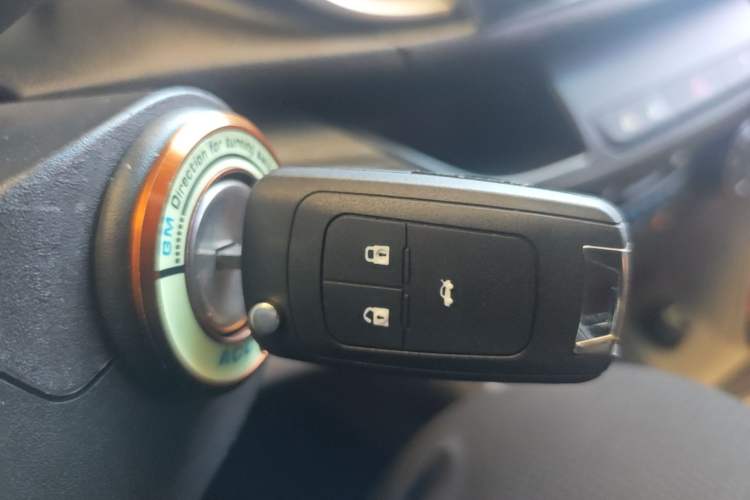 Used Buick GT 2015 15N Automatic Entry-Level Trim Vehicle Key