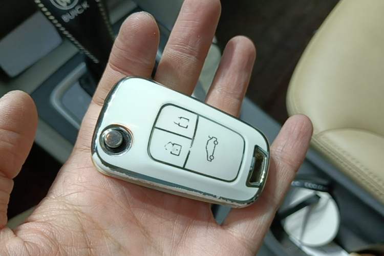 Used Buick GT 2015 18T Dual-Clutch Elite Model Vehicle Key
