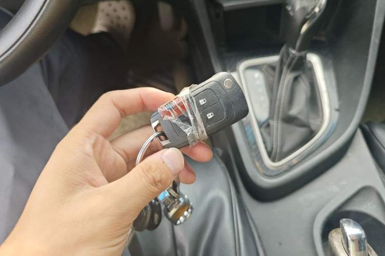 Used Buick GT 2015 15N Automatic Deluxe Edition Vehicle Key