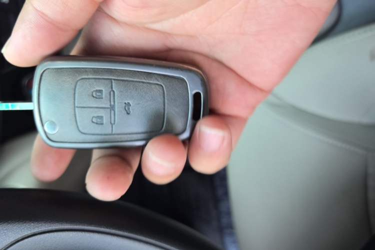 Used Buick GT 2015 15N Manual Elite Edition Vehicle Key