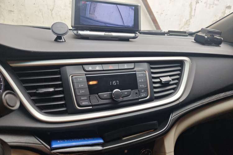 Used Buick GT 2015 15N Automatic Elite Version Audio And AC Panel