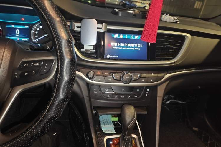 Used Buick GT 2015 18T Dual-Clutch Luxury Model Audio And AC Panel