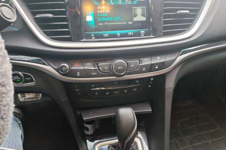 Used Buick GT 2015 15N Automatic Deluxe Edition Audio And AC Panel
