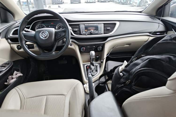Used Buick GT 2015 15N Automatic Elite Version Center Console