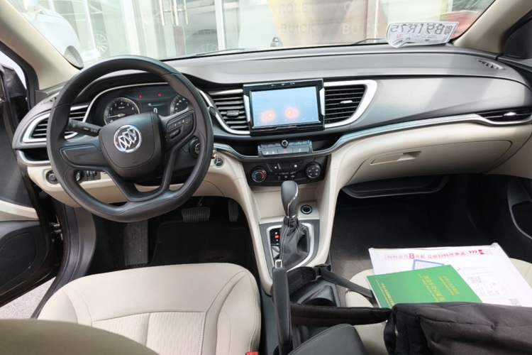 Used Buick GT 2015 15N Automatic Elite Version Center Console