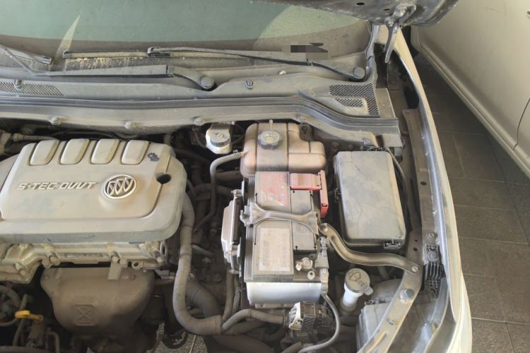 Used Buick GT 2015 15N Automatic Entry-Level Trim Engine Bay Left