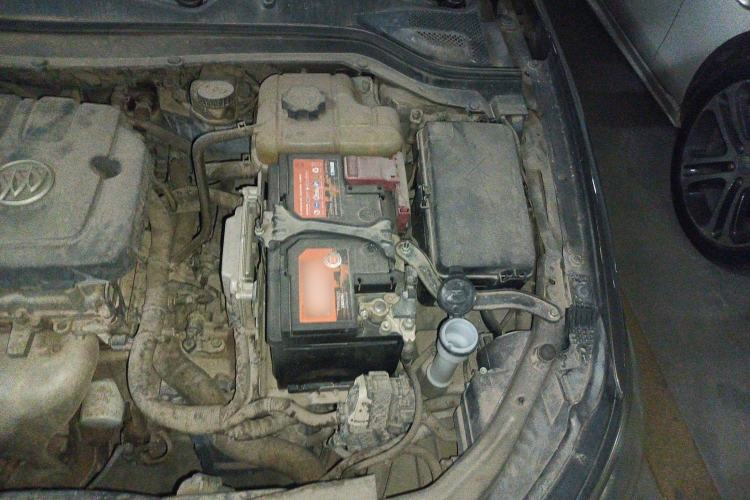 Used Buick GT 2015 15N Automatic Deluxe Edition Engine Bay Left