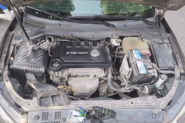 Used Buick GT 2015 15N Manual Entry-Level Trim Engine Bay
