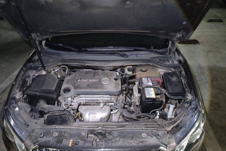 Used Buick GT 2015 15N Manual Entry-Level Trim Engine Bay