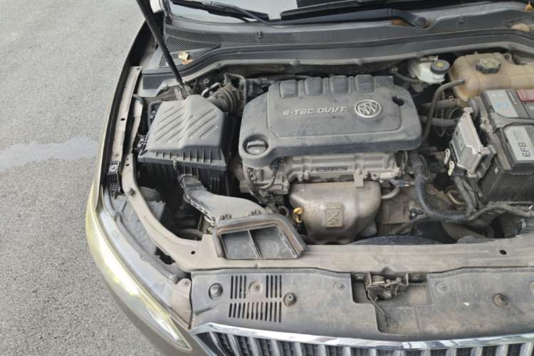 Used Buick GT 2015 15N Automatic Elite Version Engine Bay Right